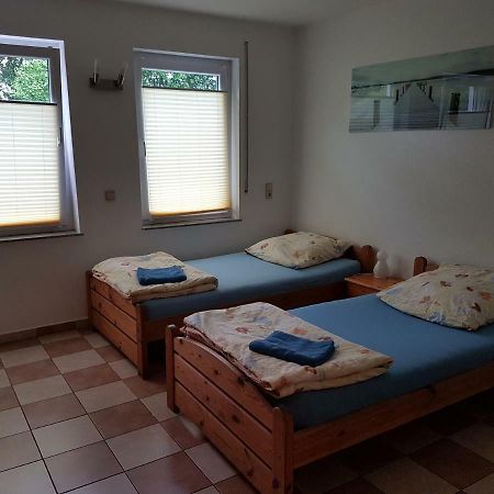 Gaestezimmer Auf Dem Campingplatz Konz Εξωτερικό φωτογραφία